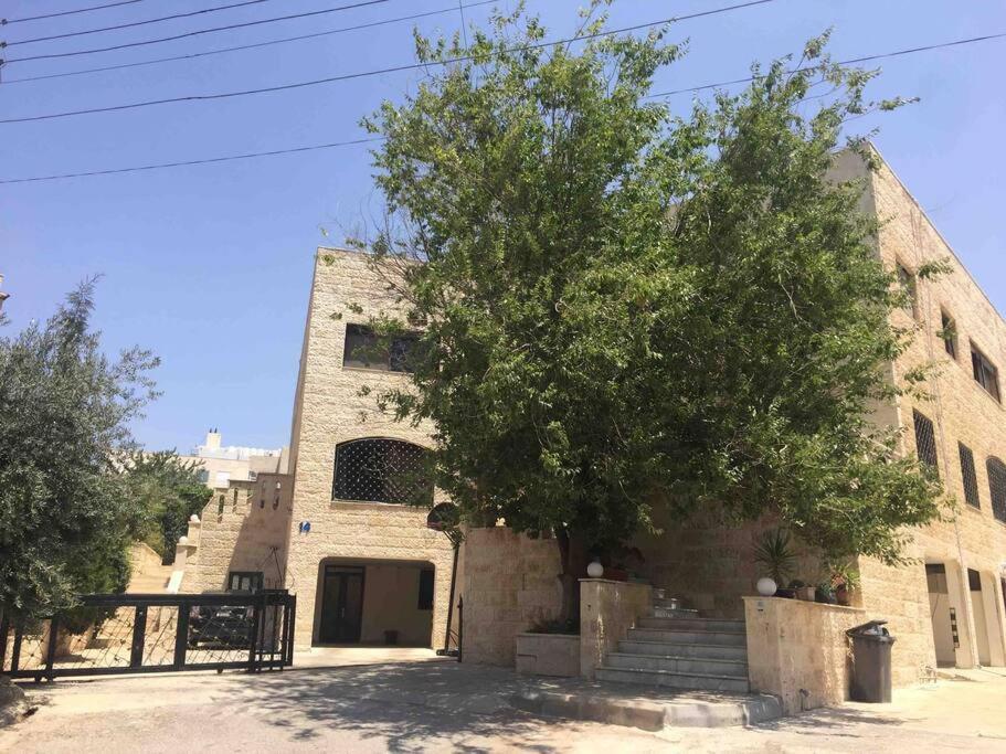 'C' Dazzling Modern 2 Bdrm Apt In Khalda Free Wifi Amman Dış mekan fotoğraf